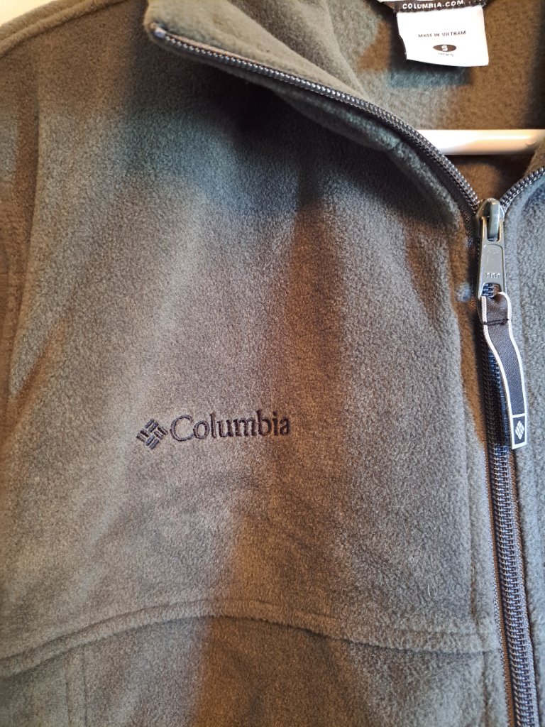 Columbia Men's Like New Gray Fleece Soft Full Zip Up Jacket. — image 2 of 8